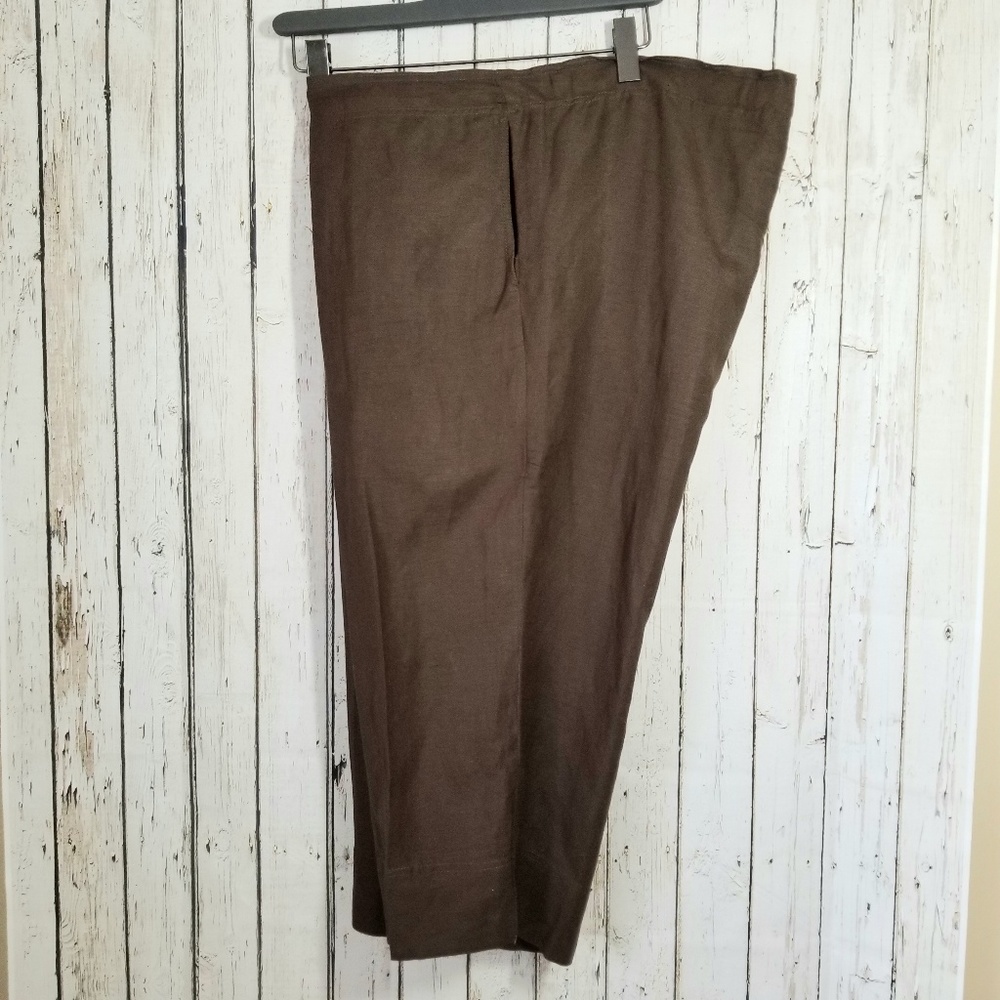 AVENUE - Women's Brown Capri-Cropped  - Size: 18 2